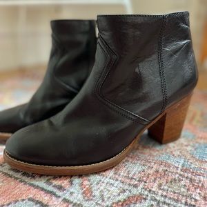 Madewell booties black leather